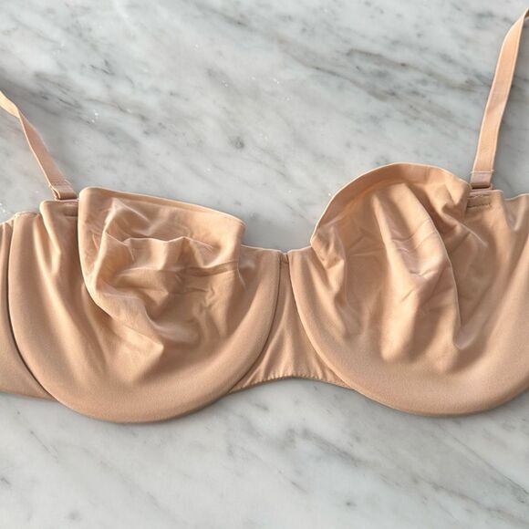 SKIMS SMOOTHING INTIMATES STRAPLESS BRA 34A NWT - Picture 8 of 13